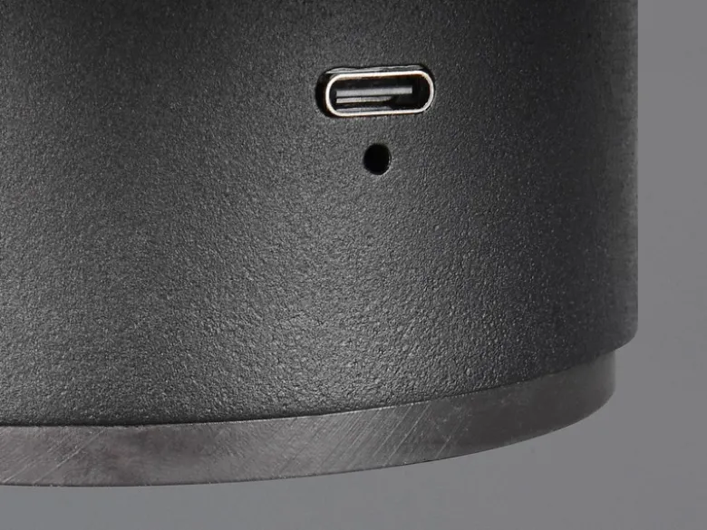 Akku Wandleuchte DAVEY aus Metall Schwarz per USB aufladbar, Ø 15,5cm