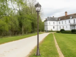 Antike extra große LED Straßenlaterne Bronzefarbig, Höhe 295cm