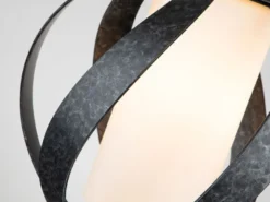 Außergewöhnliche Pendelleuchte für Innen & Außen, Ø25cm