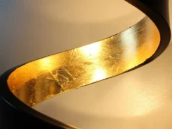 Ausgefallene LED Wandleuchte HELIX Schwarz / Gold, Höhe 26cm