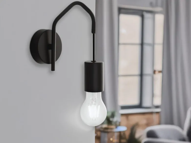 Ausgefallene Wandleuchte HABITAT 1-flammig Metall Schwarz, Höhe 17,5cm