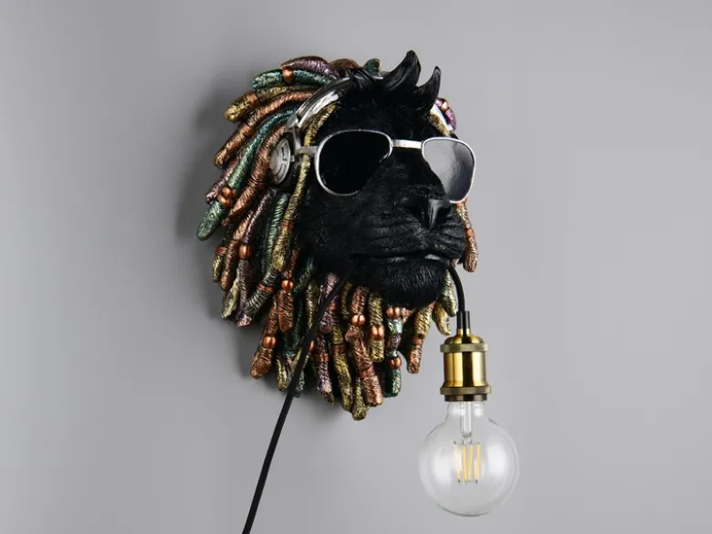 Ausgefallene Wandleuchte LEO Löwenkopf mit Stecker und Schalter, Höhe 38cm