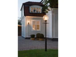 Große LED Mastleuchte Aluminium Schwarz mit Glaskugel, Höhe 240cm