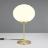 Große Retro Tischleuchte FOMENTO Messing mit Glaskugel, Höhe 52cm
