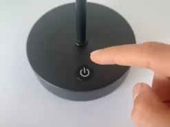 Kabellose Akku Tischleuchte RIVA Schwarz / Opalglas dimmbar, Höhe 35cm