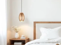 Kleine LED Pendelleuchte in Coffee mit ausgefallenem Stanzmuster, Ø 15cm