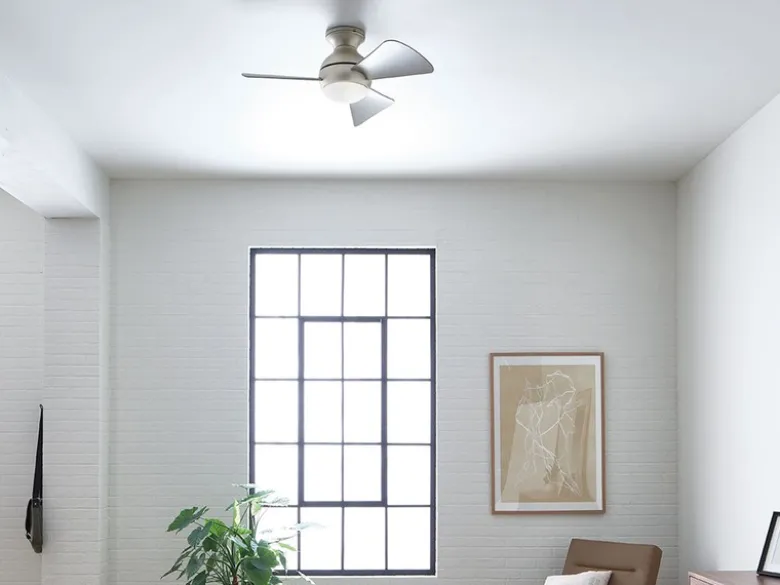 Kleiner Deckenventilator Silber, mit Licht - Feuchtraumgeeignet, Ø 86cm