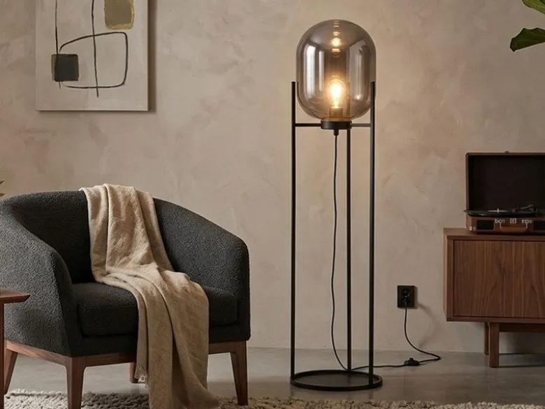 Kleine Stehlampe mit Metallfuß, Rauchglas oval & LED dimmbar - Höhe 110cm