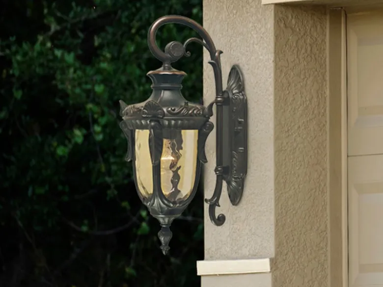 LED Außenwandlaterne im Jugendstil mit Amberglas, hängend Höhe 52cm