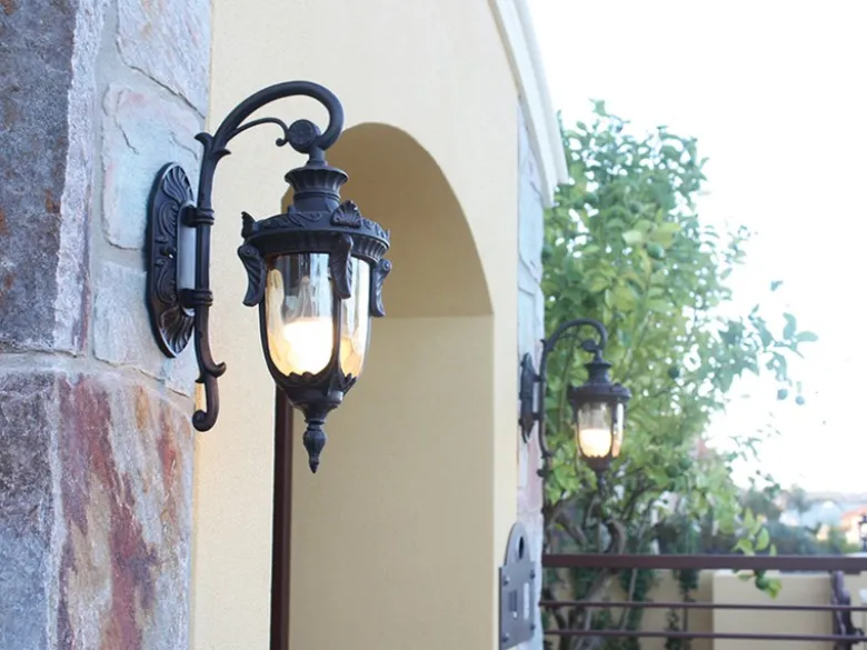 LED Außenwandlaterne im Jugendstil mit Amberglas, hängend Höhe 43cm