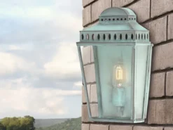 LED Außenwandleuchte im Landhausstil mit Patina, Höhe 37,5cm