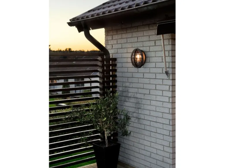 LED Außenwandleuchte mit Steckdose, Alu Schwarz & Klarglas, Ø 31cm