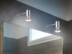 LED Badezimmerlampe in Chrom für Spiegelschrank mit schwenkbarem Spot