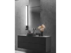 LED Bad Wandleuchte PIERA mit Steckdose Schwarz - Spiegelleuchte, Breite 79cm