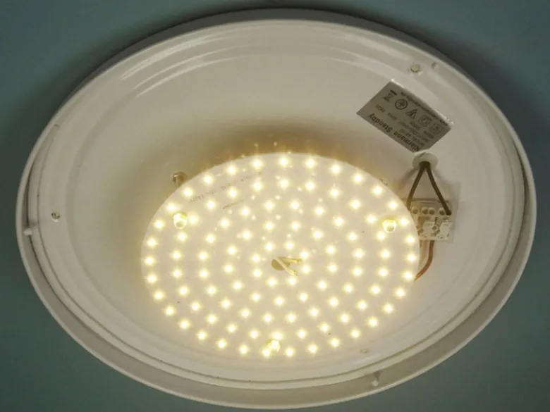 LED-Deckenleuchte rund, Glas Alabaster, Dekorring Messing poliert, Ø 40cm