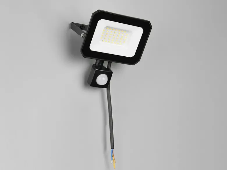 LED Flutlichtstrahler mit Bewegungsmelder 30W, IP44, mit Anschlussbox
