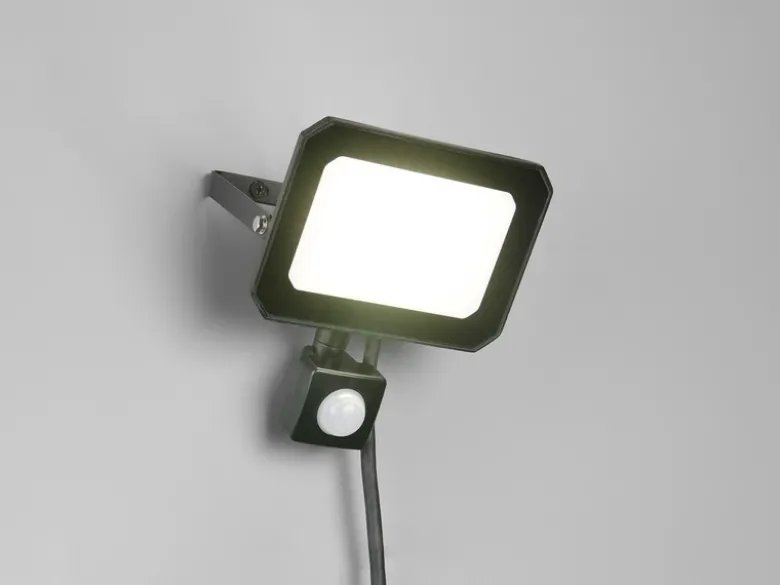 LED Flutlichtstrahler mit Bewegungsmelder 30W, IP44, mit Anschlussbox