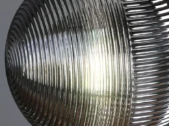LED Pendelleuchte einflammig mit Relief Glaskugel aus Rauchglas, Ø 25cm