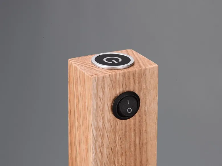 LED Stehlampe Holz / Schwarz matt, 3 Spots schwenkbar, Höhe 130cm