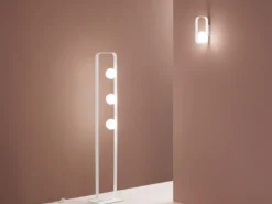 LED Stehleuchte 3-flammig Weiß mit Glaskugeln Opalweiß, Höhe 140cm