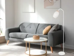 LED Stehleuchte in Weiß mit ausgefallenem Stanzmuster, Höhe 147cm