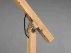 LED Stehleuchte mit Holz und Metall Lampenschirm Schwarz-Gold, Höhe 156cm