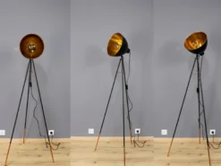 LED Stehleuchte mit schwenkbarem Schirm in Blättergoldoptik, Höhe 136cm