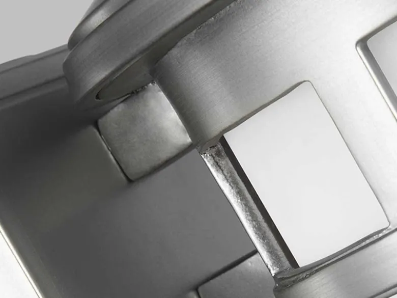 LED Ultra Wetter & Salzluft resistente Außen Laterne, Silber Höhe 23cm