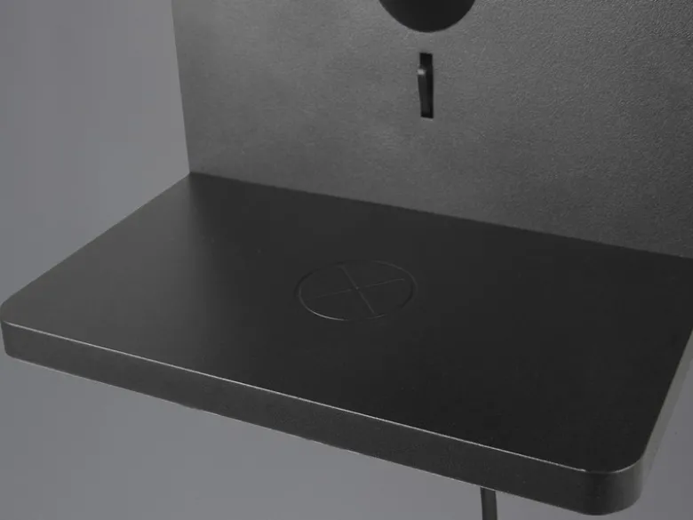 LED Wandleuchte mit Stecker, Schalter & Ladefunktion Schwarz, Höhe 31cm