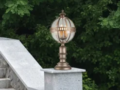 LED Wegeleuchte im Jugendstil mit Glaskugel, Bronze Höhe 70cm