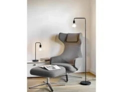 Minimalistische LED Tischleuchte, Metall Schwarz matt, Höhe 51cm
