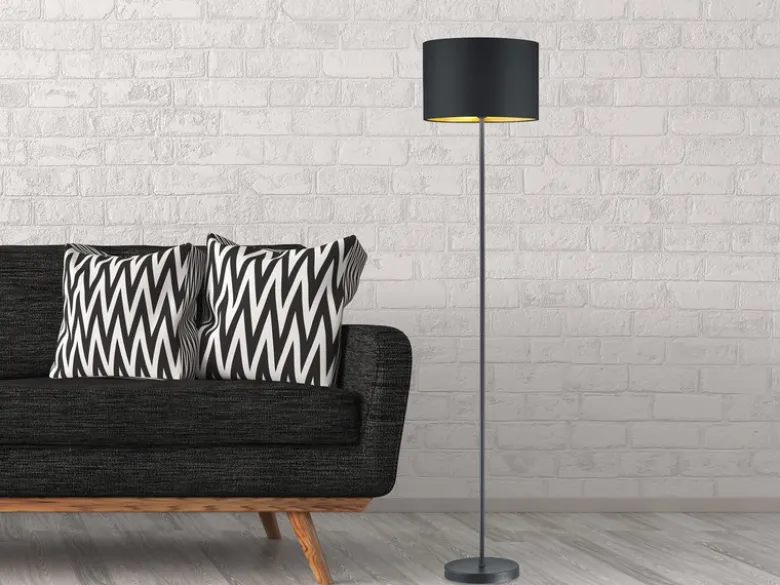 Moderne Stehleuchte HOSTEL mit Lampenschirm aus Stoff in Schwarz & Gold H: 160cm