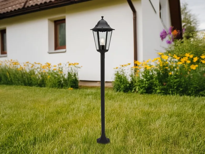 Nostalgische LED Wegeleuchte aus Aluminium in schwarz 125cm Höhe IP44