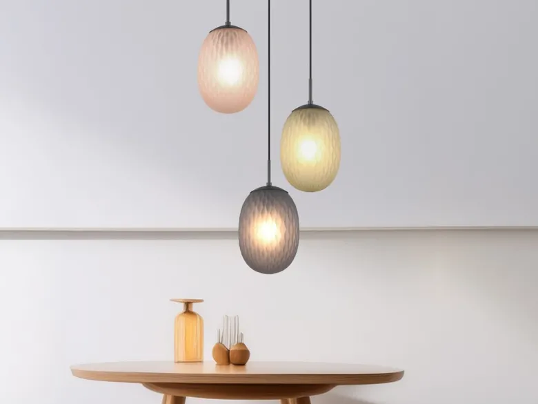 Pendelleuchte FACETTE 3-flammig mit farbigen ovalen Glasschirmen, Ø 43cm