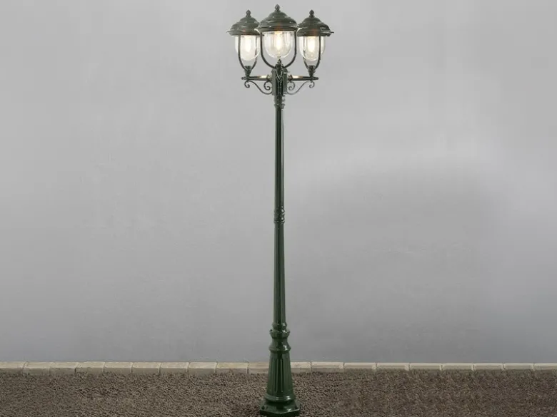 Straßenlaterne PARMA im Landhausstil, 3-flammig Grün, Höhe 218cm