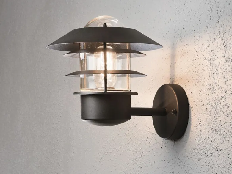 Stylische LED Außen Wandlaterne stehend, Aluminium Schwarz, Höhe 24cm