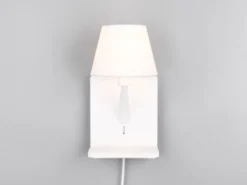 Wandleuchte COMFORT mit Stecker, Schalter & Ladefunktion Weiß, Höhe 31cm